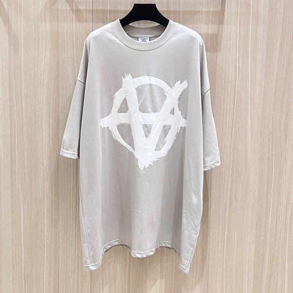 Vetements Grey Printed Short-Sleeve T-Shirt - Picture 1 of 6